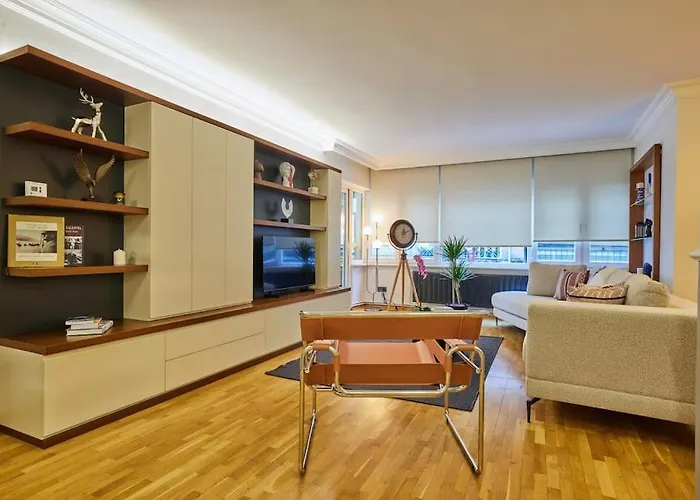 Stunning In Bebek - Manolya8 이스탄불